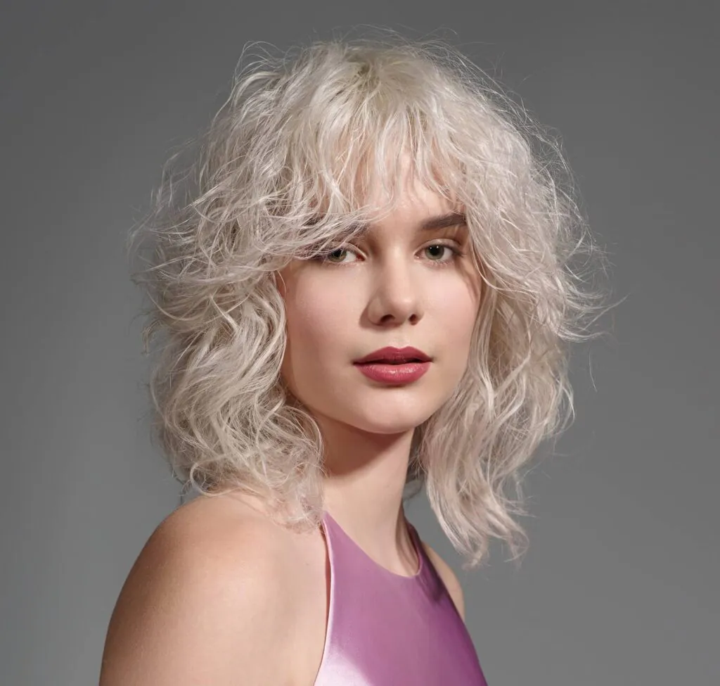 Модное окрашивание волос 2024-2025 года: тенденции, техники, тренды